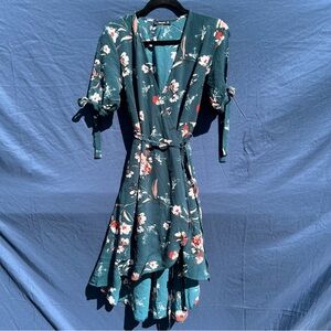 Annabelle size small Floral Wrap V-neck Midi Dress Teal spring casual/formal